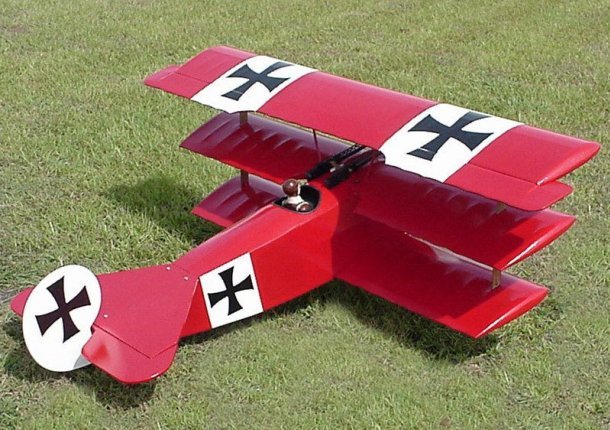 fokker triplane rc model