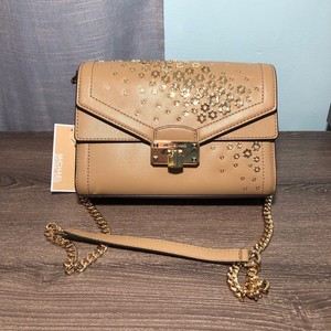 mk kinsley crossbody