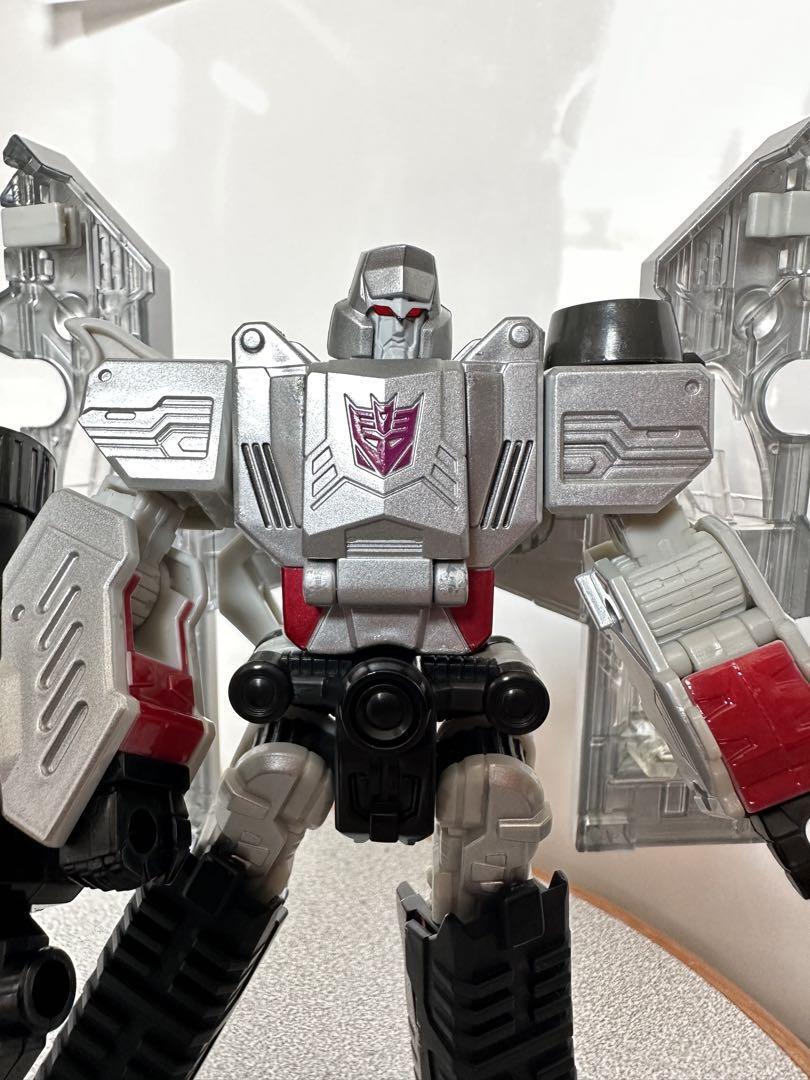 UN-09 Megatron Figure Transformers United Decepticon leader