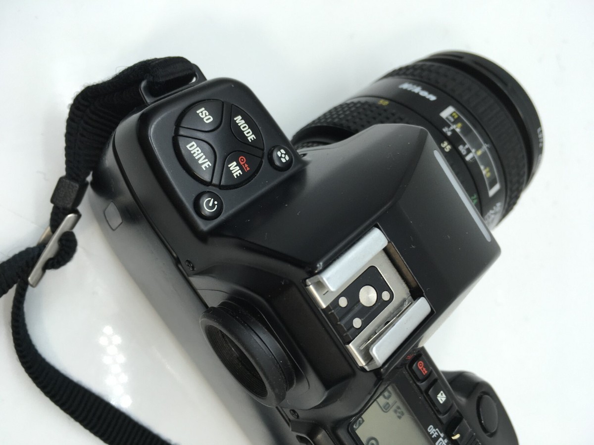 Nikon F-801 Film SLR Camera AF Nikkor 24-50mm 70-210mm Lens