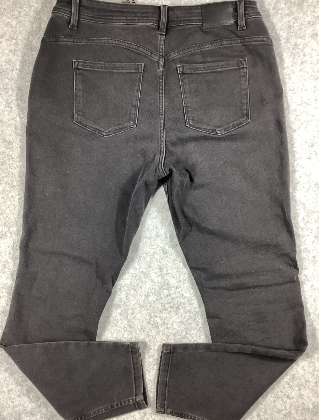 Next Skinny And Shape Mid Rise Jeans Women's 16p Black 051x image 3