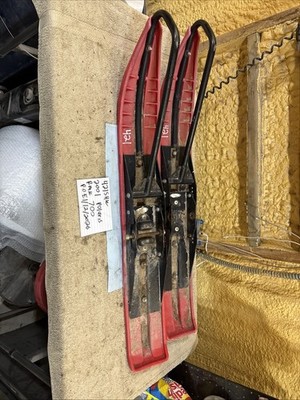 2001 Polaris Rmk 700 Skis Runners Set Pair 421
