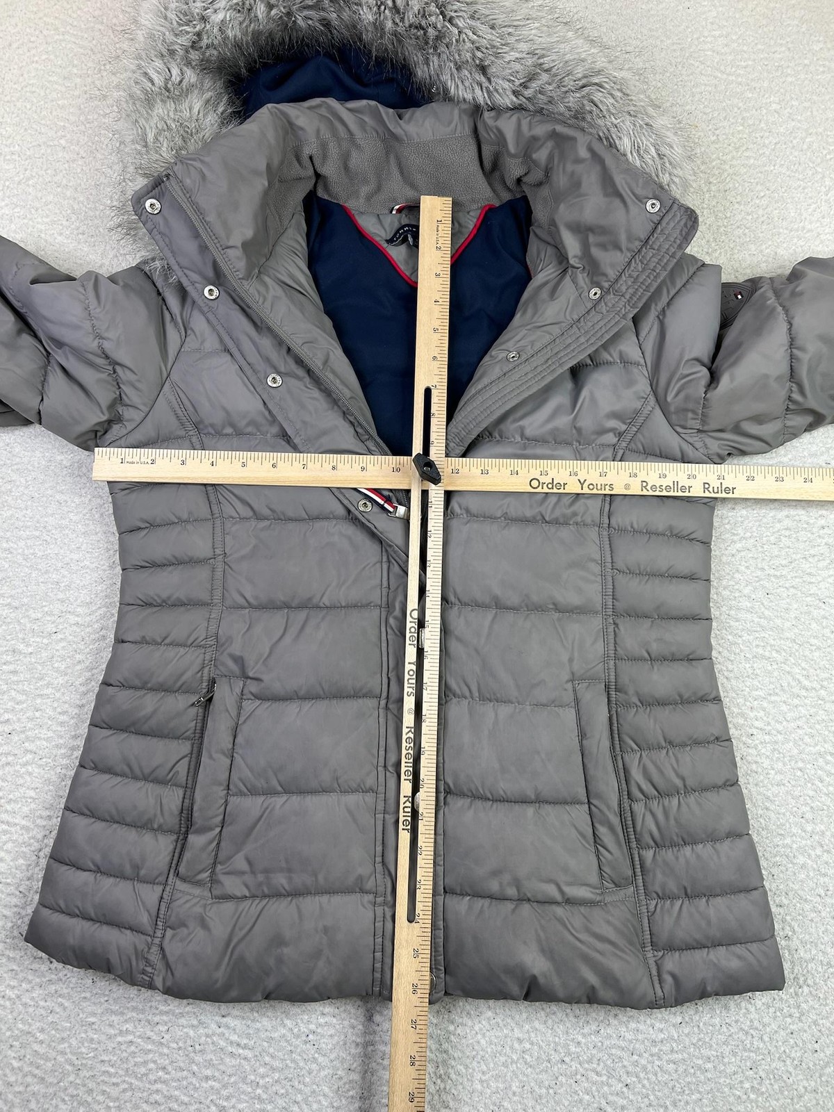 Tommy Hilfiger Puffer Coat Womens Medium Gray Faux Fur Hood Primaloft Insulated thumbnail 14
