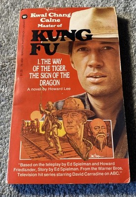 Kung Fu David Carradine Paperback Howard Lee 1st Edition Free Shipping M