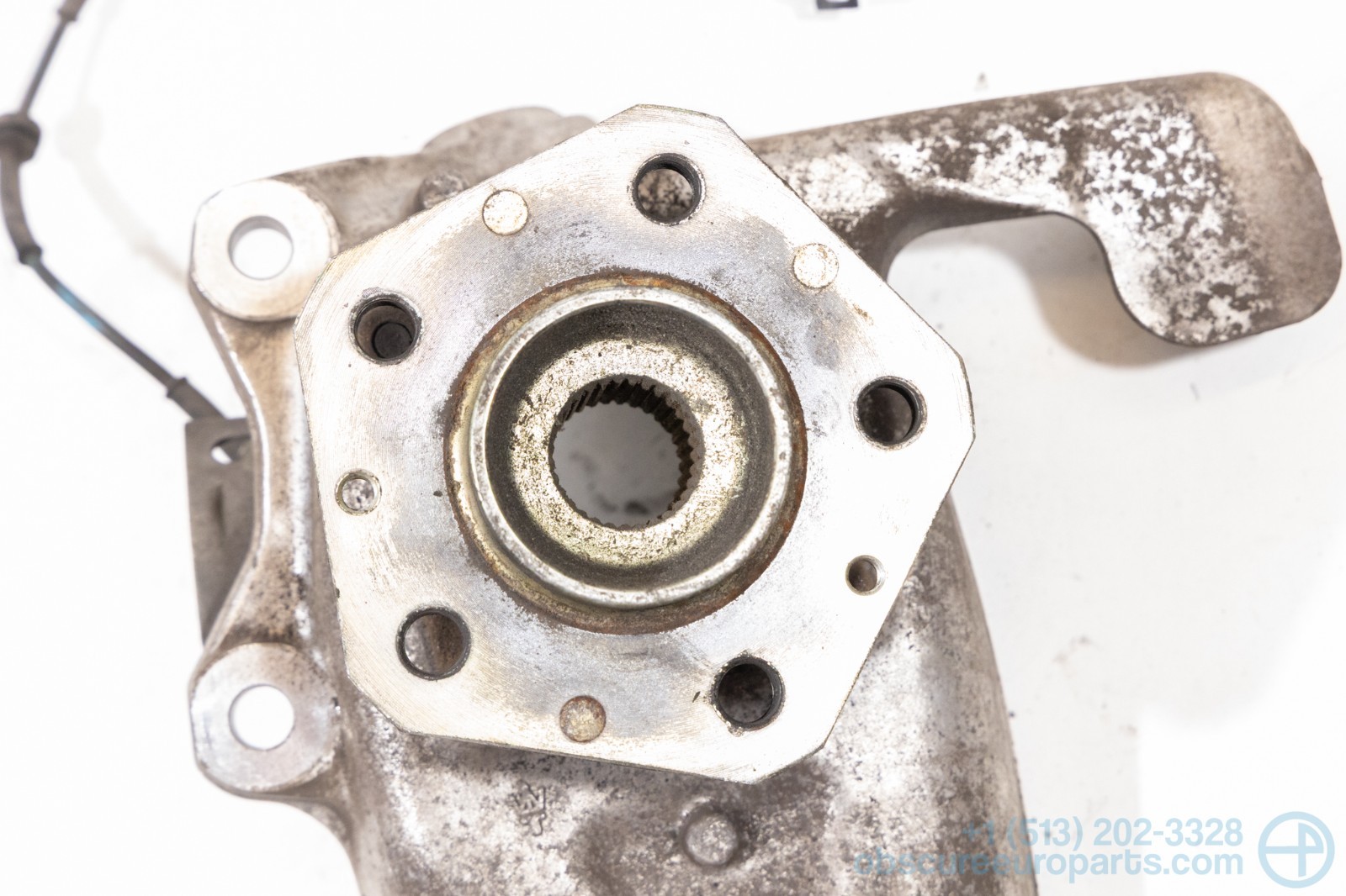 Used 2003-2007 Maserati M139 Quattroporte Front Right Hub Assembly