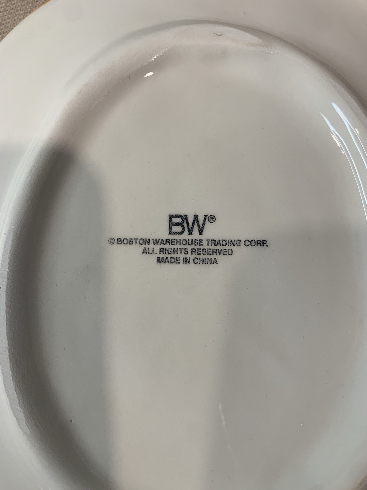 New In Box Boston Warehouse Set Of 4 Whimsical Ladybug Shaped Plates 7 1/2