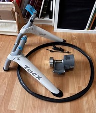 Garmin Tacx Flow Smart T2240 inkl. Steckachsen + Schnellspanner