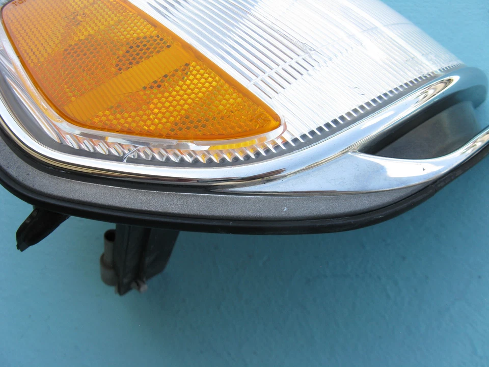 96 97 98 LEXUS LX450 GUARDABARROS LADO PASAJERO DERECHO INTERMITENTE LUZ ESQUINA LÁMPARA R Foto 4 de 4