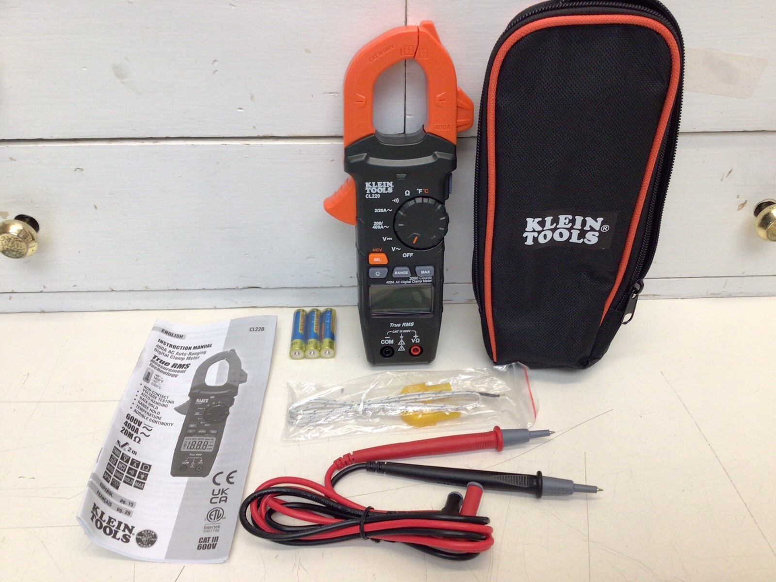 Klein Tools CL220 AC AutoRanging Digital Clamp Meter 92644692857 eBay
