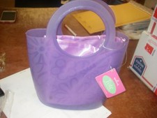 VINYL GIRLS LINED FLORAL DESIGN TOTE BAG PURPLE HALLMARK NEW WITH TAGS 