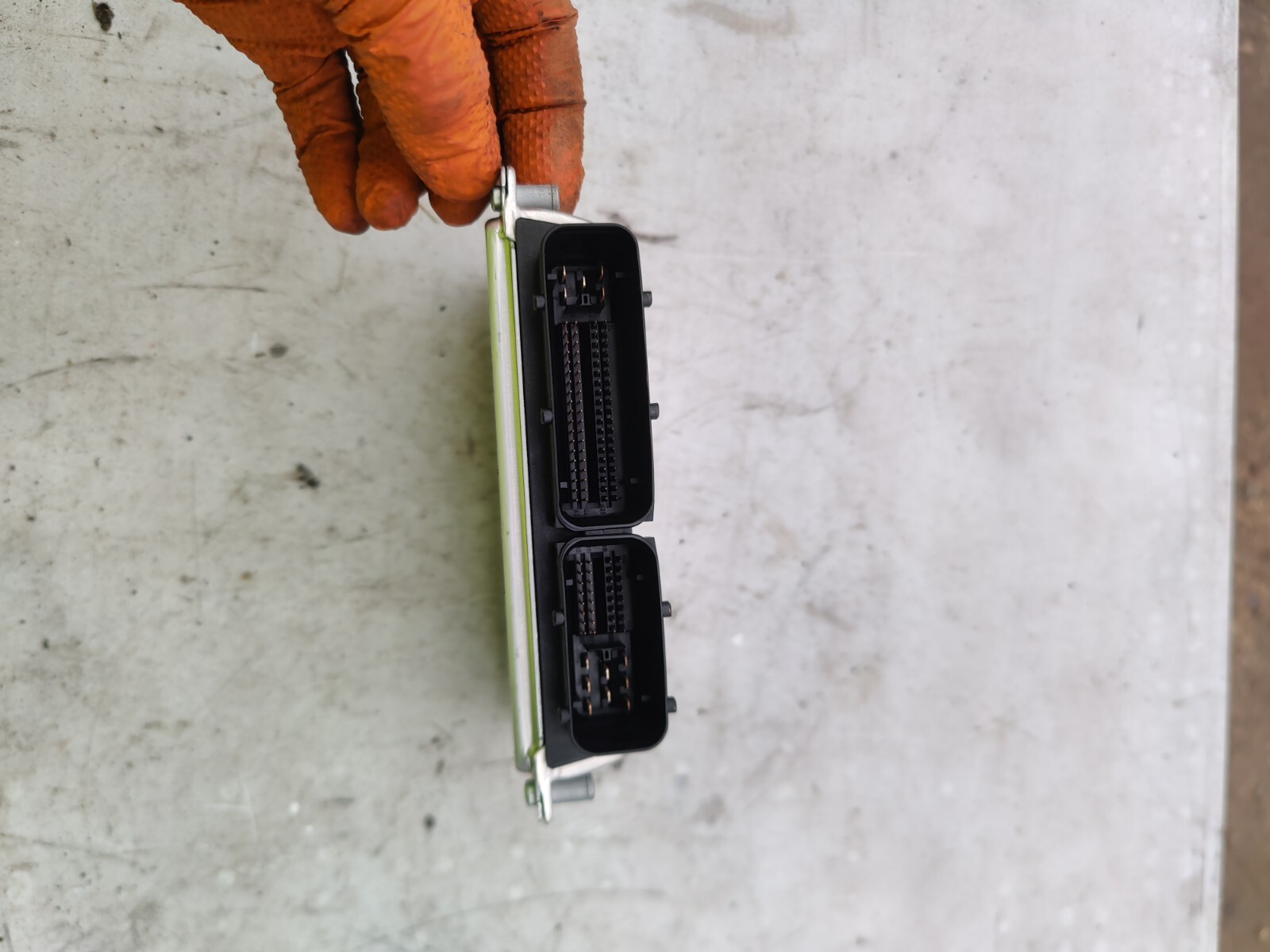 AUDI A8 D3 2008 AIR SUSPENSION CONTROL MODULE UNIT 4E0907553H