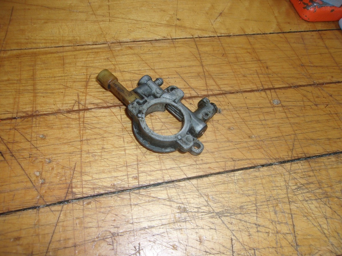 Stihl Oiler / Oil Pump OEM MS 290 310 390 029 039 391 311 1127-640
