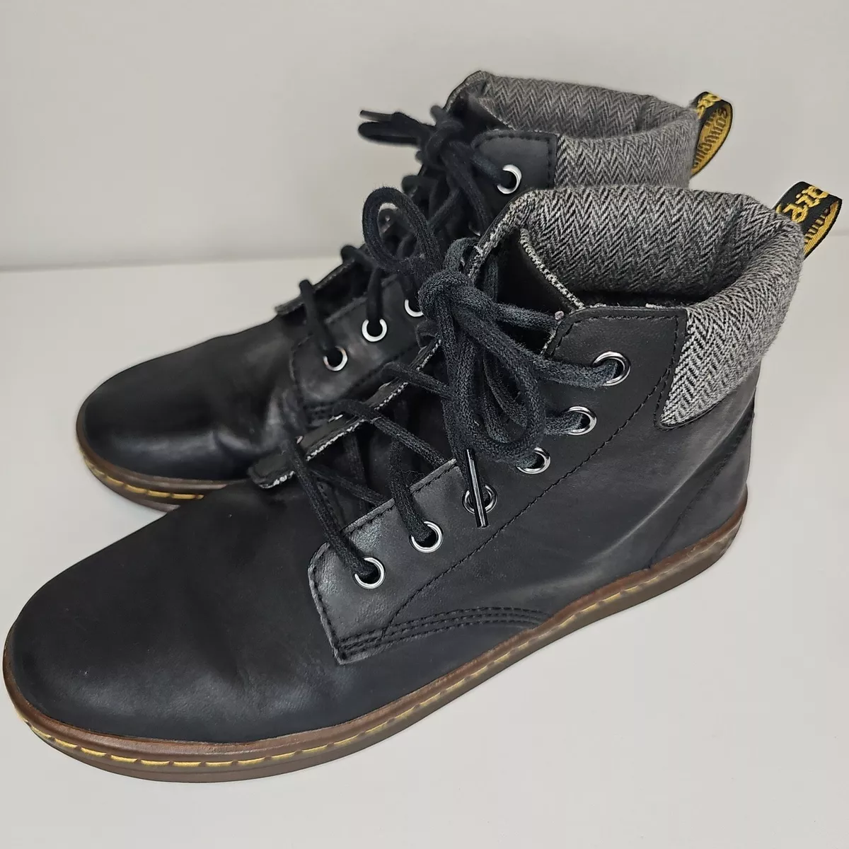 Dr Martens Black Low Top 6 Hole Ankle Boots Shoes Size 8