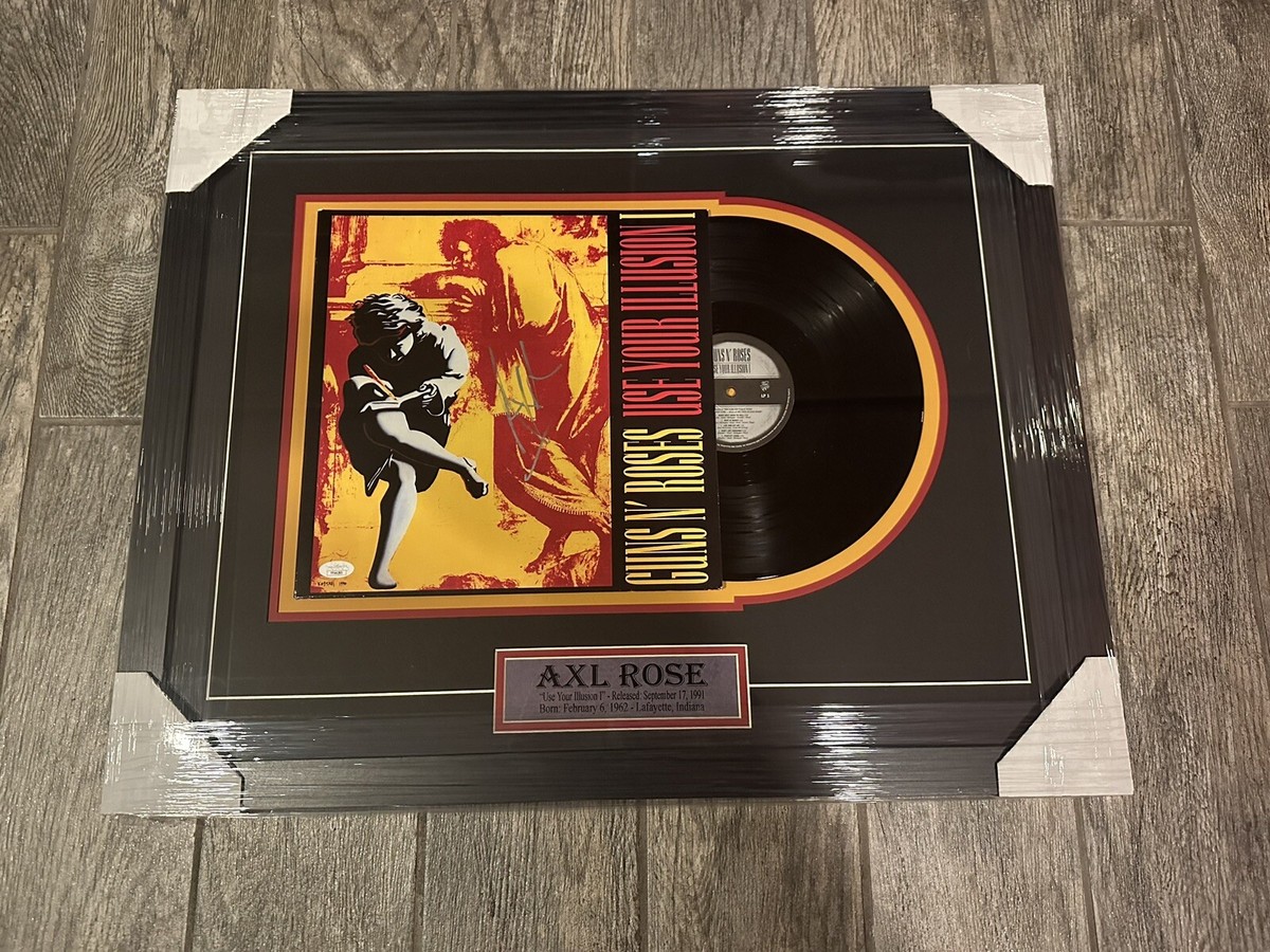 GUNS N' ROSES フレーム入り写真 495枚限定 Axl Rose Amazon | GUNS N ROSES ガンズアンドローゼズ - Axl Rose Vinyl