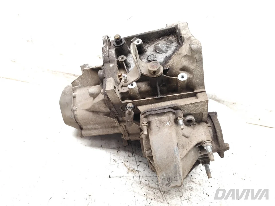 Citroen C4 Picasso 5 Speed Manual Gearbox 1.6 HDi 90 Diesel 68kW (92 HP) 20ET01 - Image 3 of 4