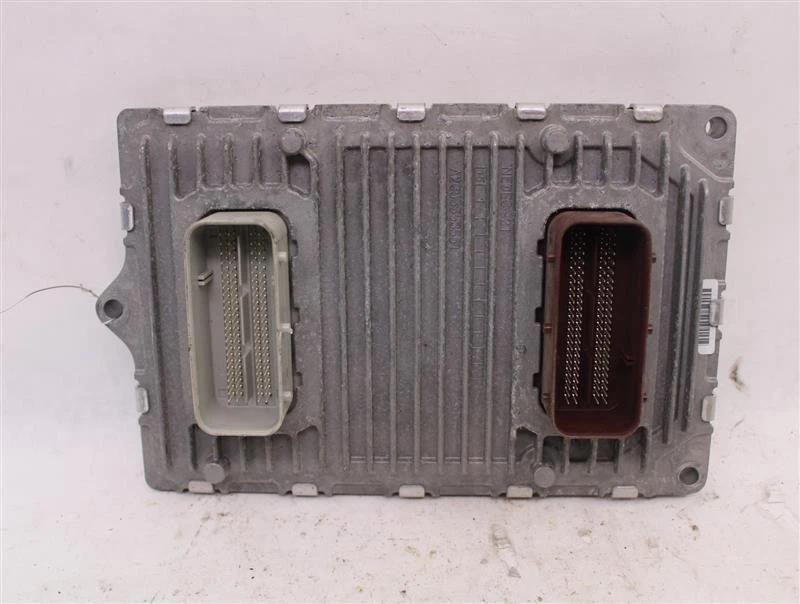 Computadora ECU ECM Dodge Journey 2016 16 P68274648AC 950149 Foto 4 de 4