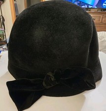 Vintage Genuine Velour Cloche Hat With Bow