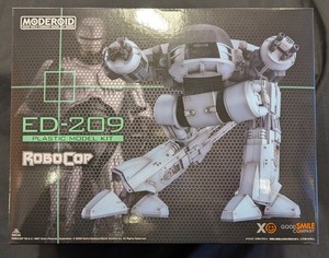 未来都市の下のED-209 MODEROID ED-209｜Good Smile Company