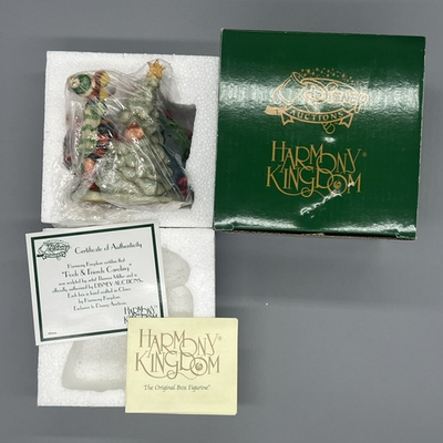 #ad Harmony Kingdom Disney quot;Pooh amp; Friends Carolingquot; DAPC 2005 Limited 350 $299.95