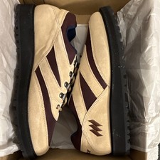 Warrior Matterhorn Beige/Burgundy Low Top Lace-Up Sneakers Men s US 8 EU 40 185