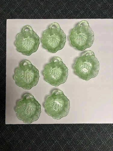 8 Vintage Indiana Green Depression Glass Pebble Leaf Uranium Nut Dishes