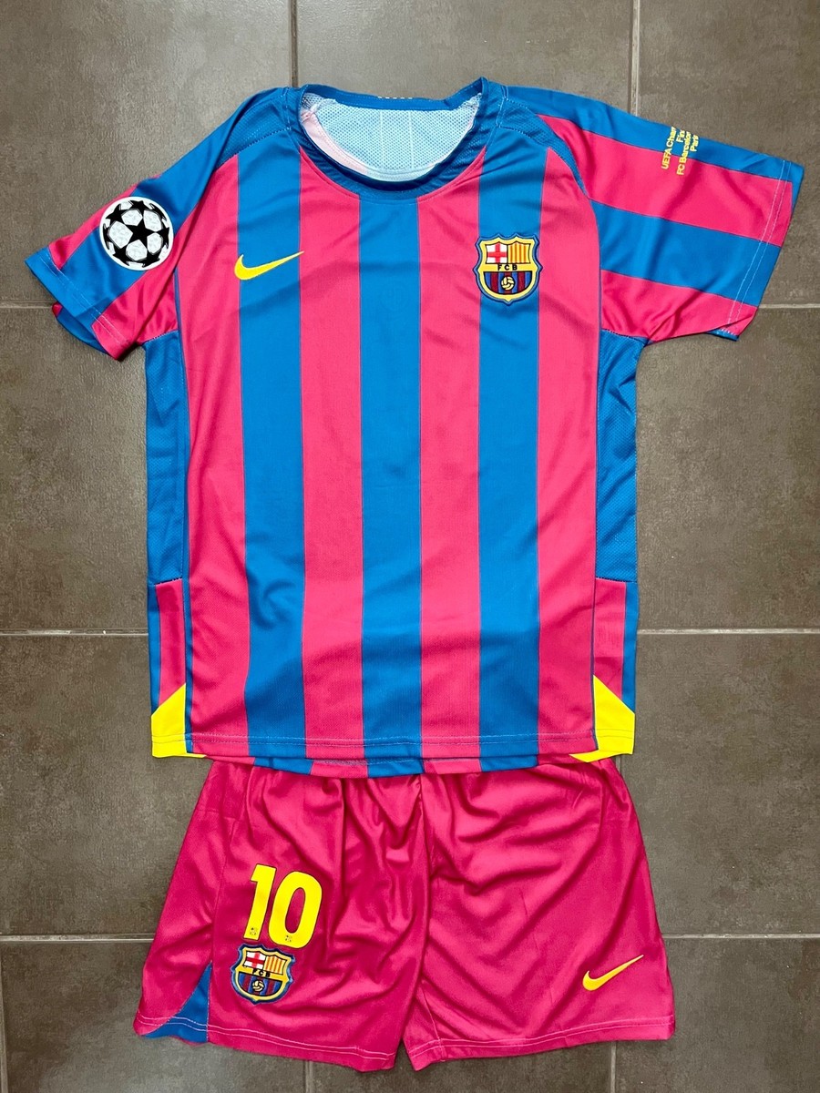 KIDS Barcelona Ronaldinho 2005/06 Soccer Jersey - Size XXL 12-13