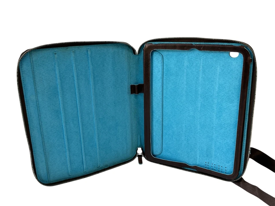 Piquadro borsellao a tracolla per iPad®2 e nuovo iPad® in pelle marrone - Immagine 2 di 4