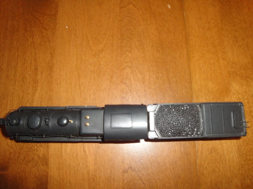 Bowser HO Scale PRR Pennsylvania 2 8 0 Consolidation Steam Locomotive runs - Image 4 of 4