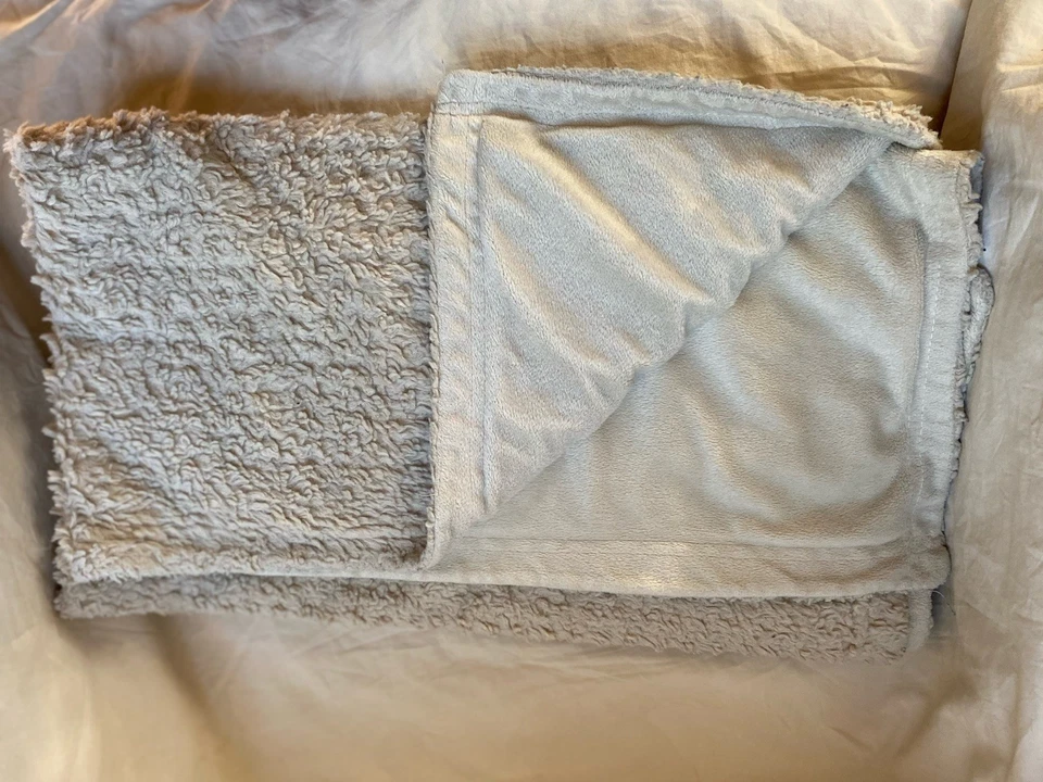 Nojo Little Bedding Tan Brown Monkey Baby Blanket Sherpa Very Soft Fleece - Image 4 of 4