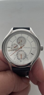 FOSSIL SILVER TONE,BLACK LEATHER BAND,CRYSTAL DIAL WATCH-BQ1588 NEW BATTERY