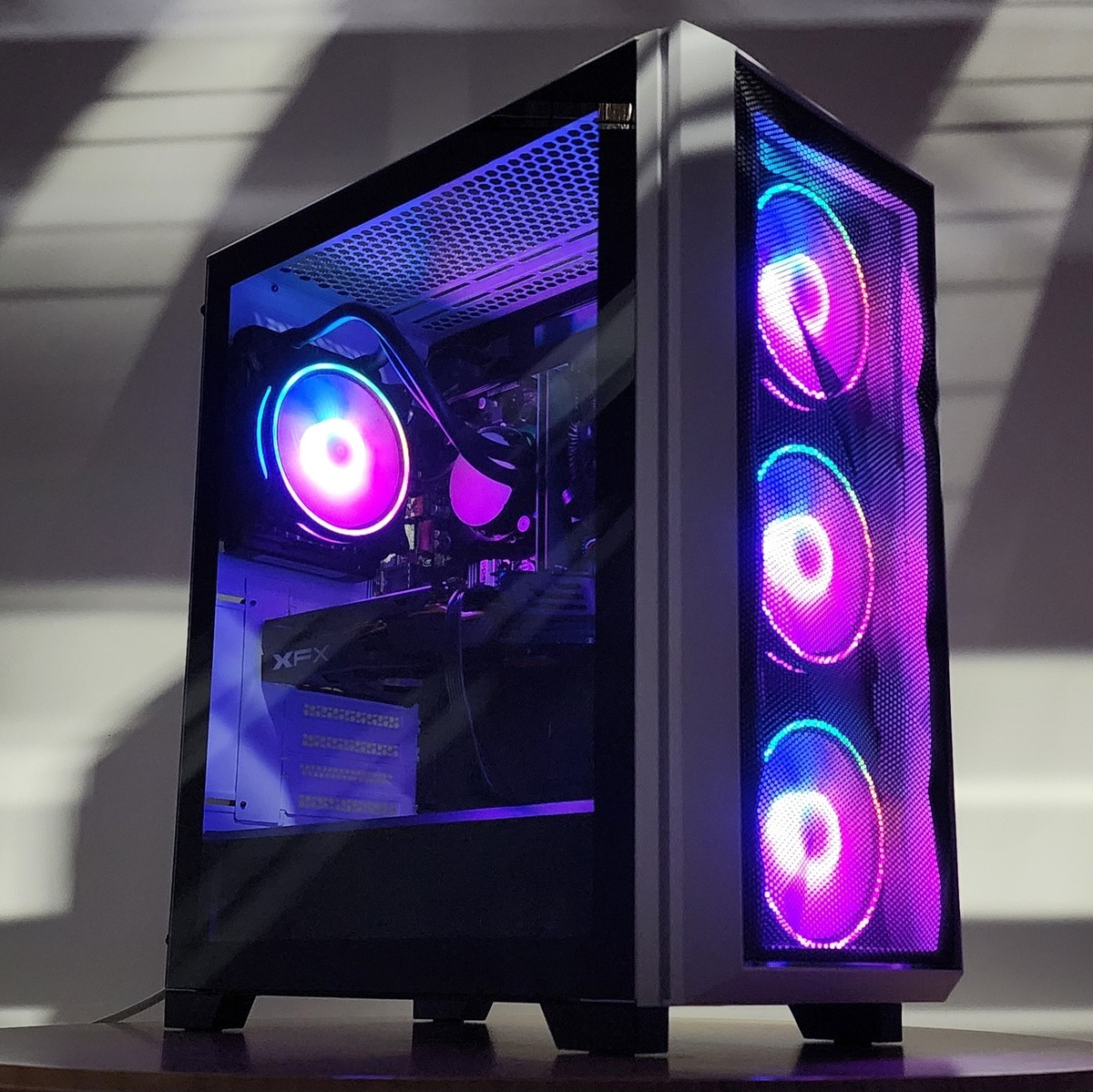 Gaming PC i5-8600 8GB RAM SSD + 1TB HDD RX 580 8GB Windows 11 