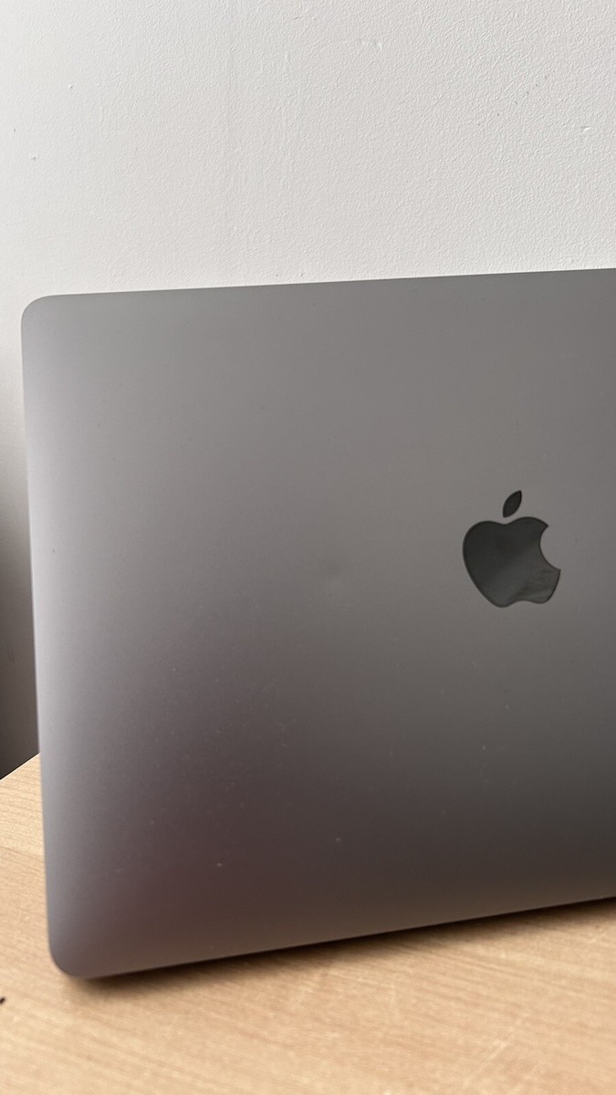 MacBook Pro 13 Inch Touch Bar 2019 - Intel Core i5 - 8GB RAM