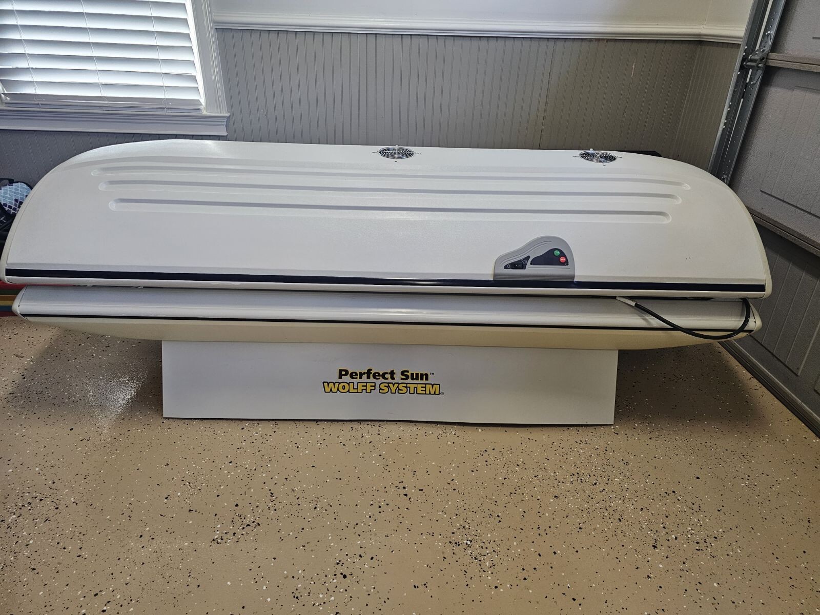 TANNING BED FOR SALE . 300 OBO eBay