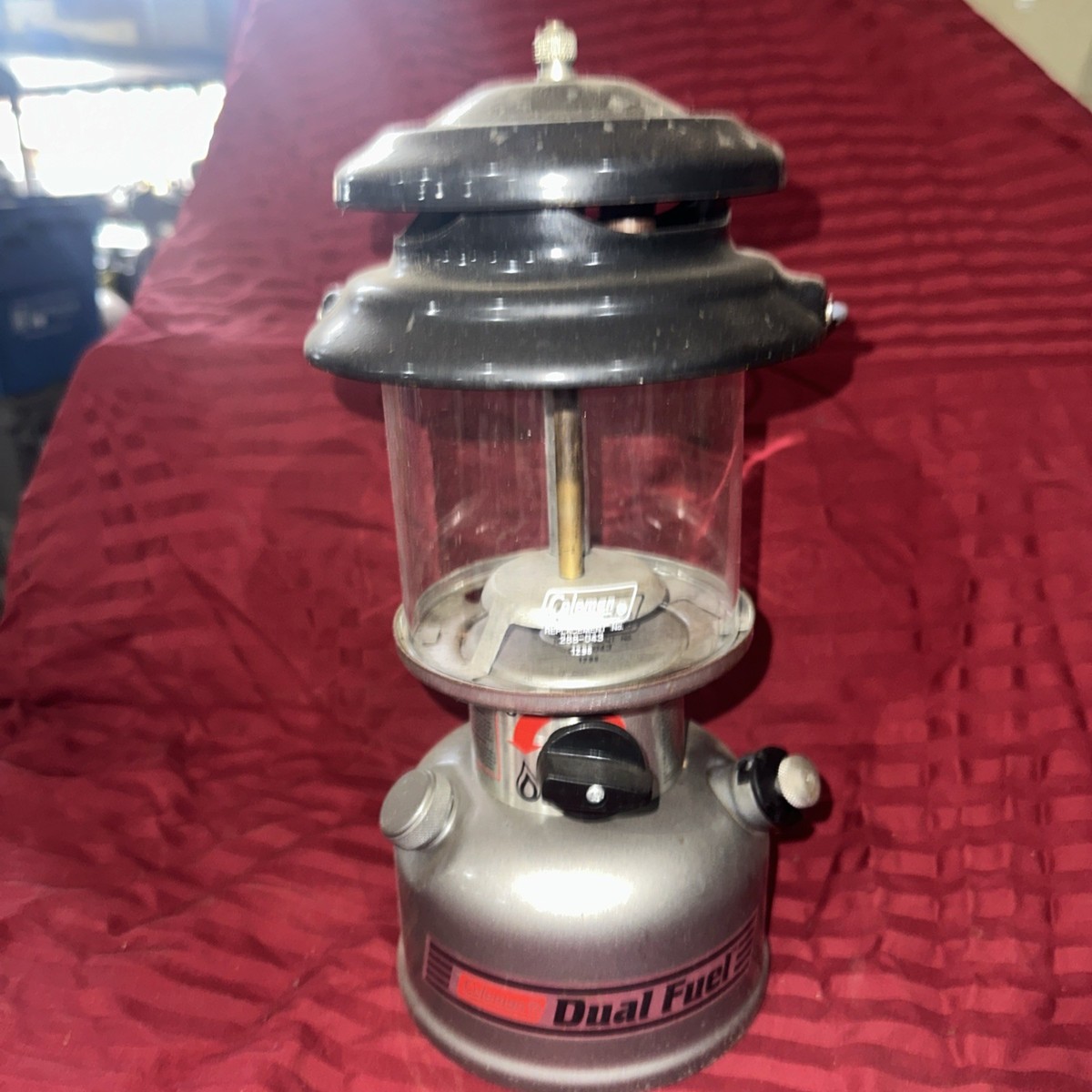 COLEMAN DUAL FUEL LANTERN TWO MANTLE Model 285-700 | eBay