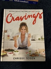 Cravings: Recipes for All the Food You Want to Eat: A Cookbook By Chrissy Teigen