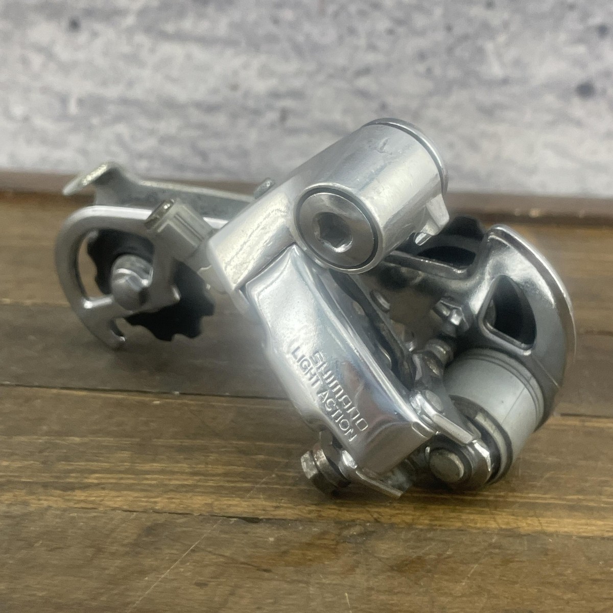 Dérailleur Arrière Shimano Light Action RD-L513 Cage Courte 6 Vitesses