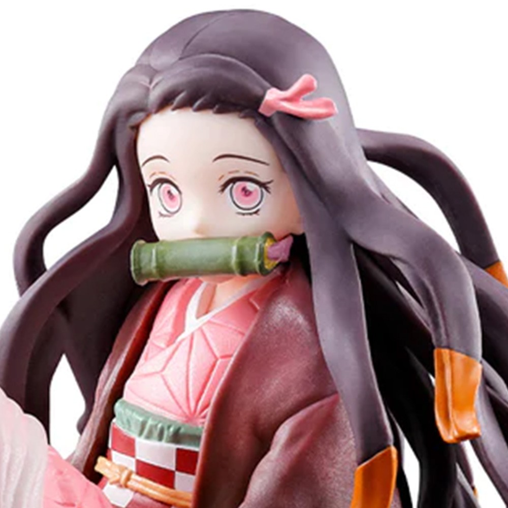 Figurine Nezuko Kamado Shi Kimetsu No Yaiba en PVC de 17cm