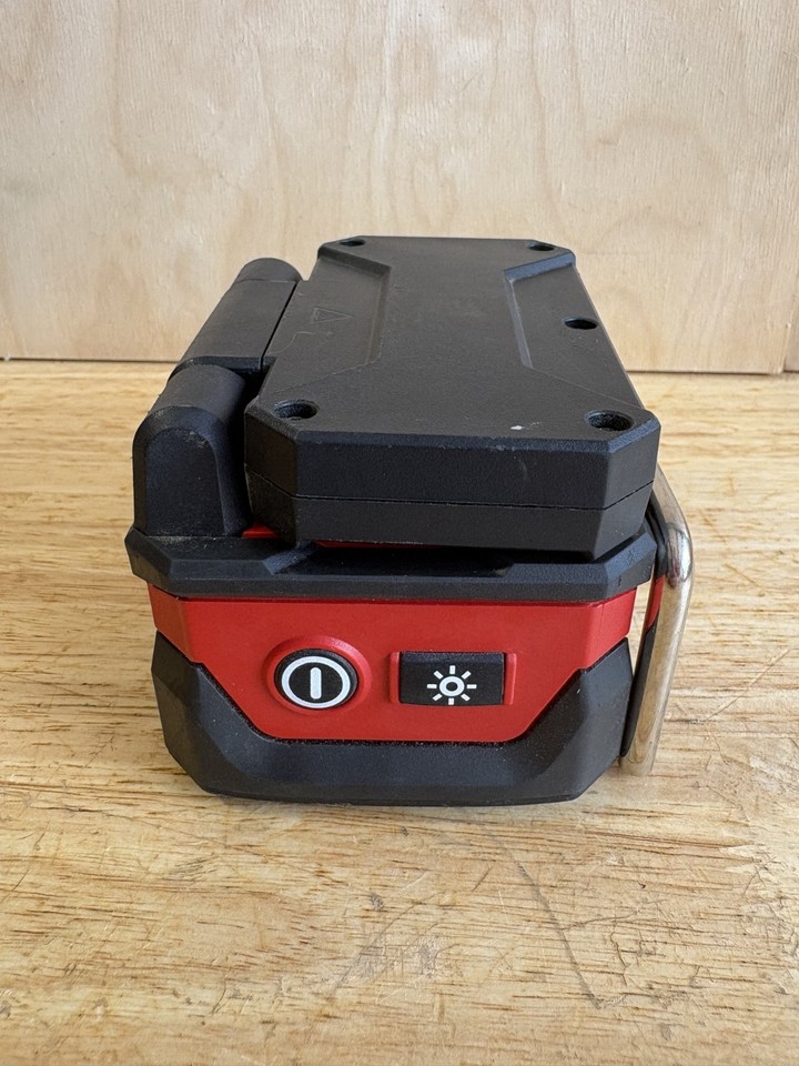 Milwaukee M18 Rover Flood Light - Folding Work Light With USB Charging
