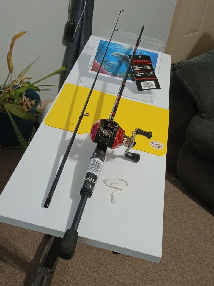 baitcasting Fishing Rod Daiwa Turbo 5'6" ML 6-12lb And Reel Bass Pro Shop - Image 3 of 4
