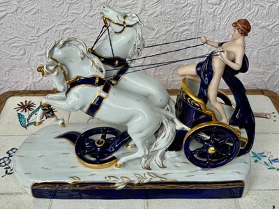 Royal Dux - Römische Kavallerie / Streitwagen - Porzellanfigur