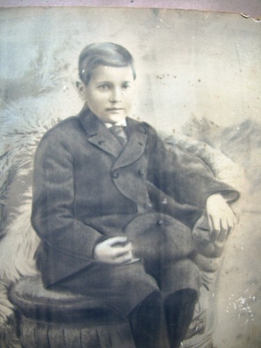 Antique Cabinet B/W Photo Seated Boy Bear Fur Rug 16 x 20" W C Gray CALIFORNIA - Picture 5 of 12