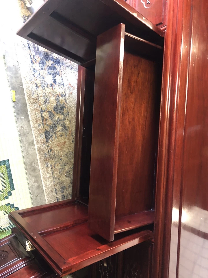 Aparador de gabinete Credenza de palisandro macizo vintage buffet oriental y mesa auxiliar 2 Foto 2 de 4