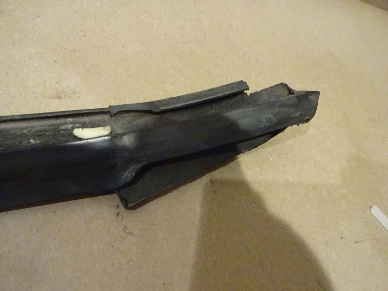 Ferrari 348,355 2.7  - RH Door Weatherstrip (USED)- P/N 62213100