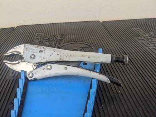 #az226 Snap On LP10WR 10" Curved Jaw locking pliers w/cutter - Picture 5 of 16