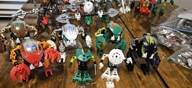 HUGE Vintage  Lego Bionicle Lot 36 Complete Figures PLUS EXTRAS SEE PHOTOS