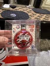 Chicago Bulls Christmas Tree Holiday Glass Ornament NBA Licensed Vintage NIB