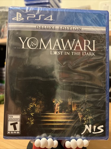 Yomawari: Lost In The Dark Deluxe Edition (PlayStation 4, 2022) Brandneu Sealed - Bild 1 von 2