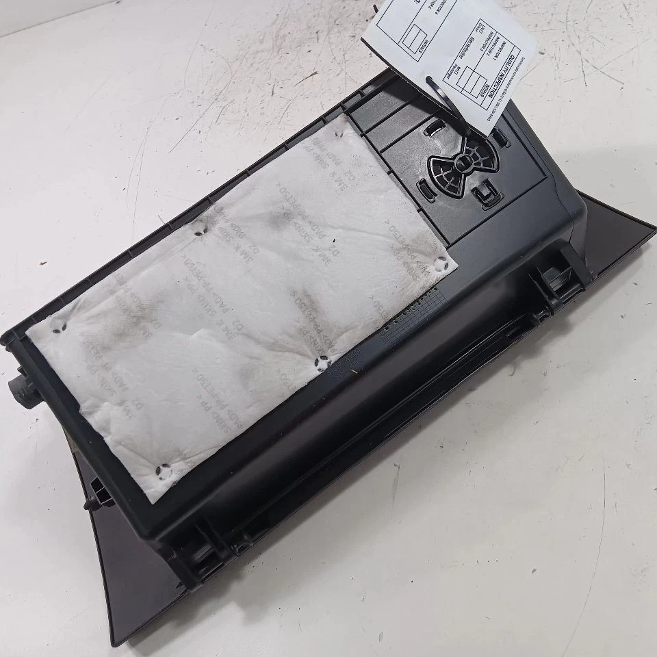 Guantera compartimento tablero Hyundai Elantra 2017 2016 2015 2014 2013 Foto 4 de 4