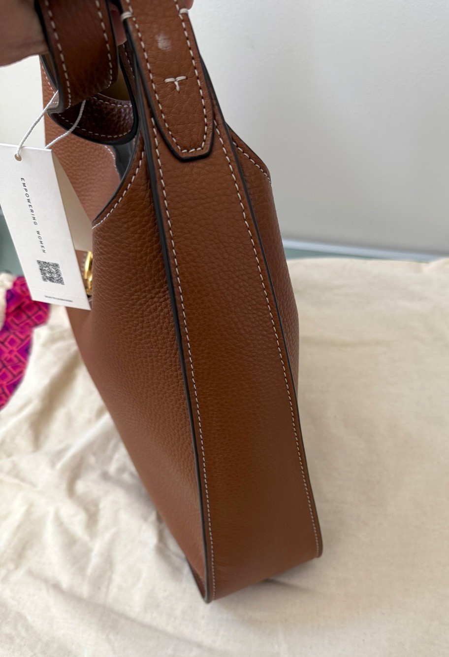 Tory Burch Miller Leather Small Hobo/Crossbody Bag/Shoulder Bag Light Umber-$498 thumbnail 5