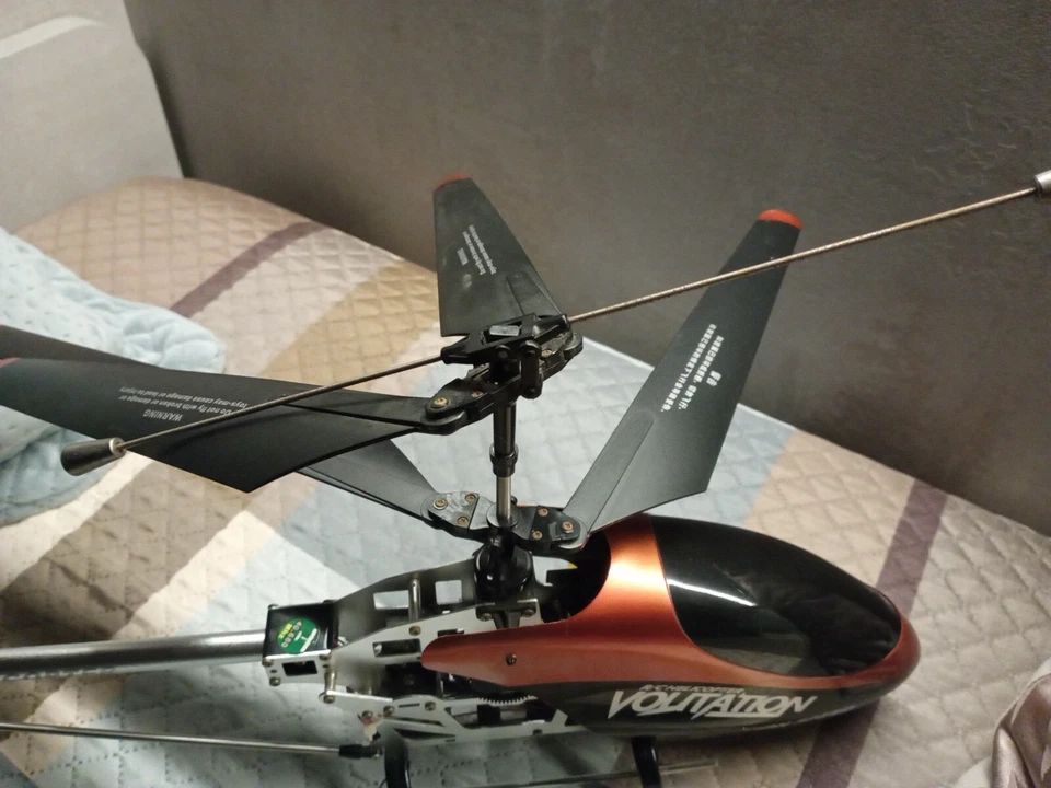 Volitation Hubschrauber 40.600Mhz + Fernbedienung - Bild 2 von 4